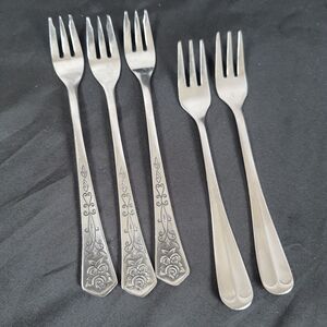 5 Vtg Oxford Hall International Stainless Cocktail Forks Rose Pattern Japan
